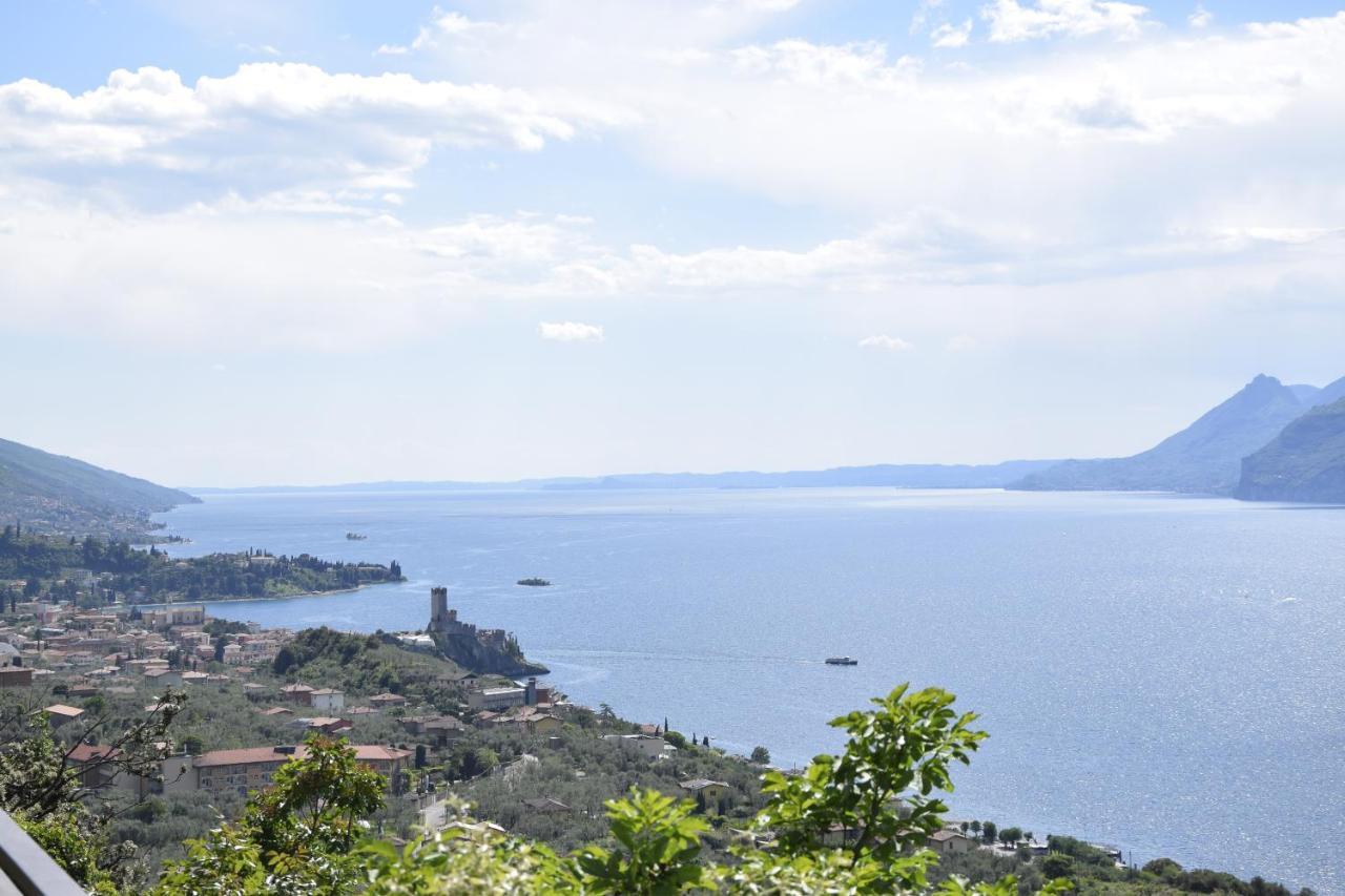 מאלצ'סינה La Terrazza Sul Lago מראה חיצוני תמונה